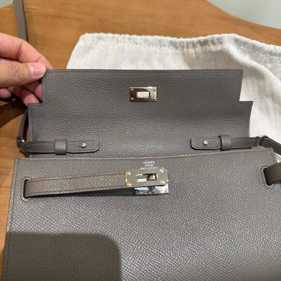 Hermes Kelly To Go Epsom Etoupe Silver Hardware - Picture 6 of 15